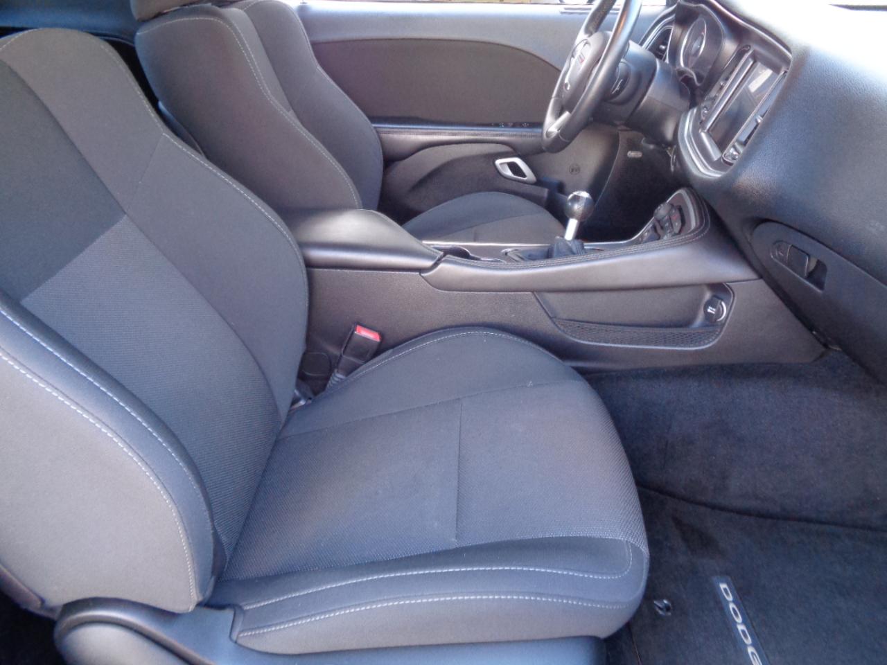 Dodge Challenger 2dr Cpe R/T Scat Pack 2016