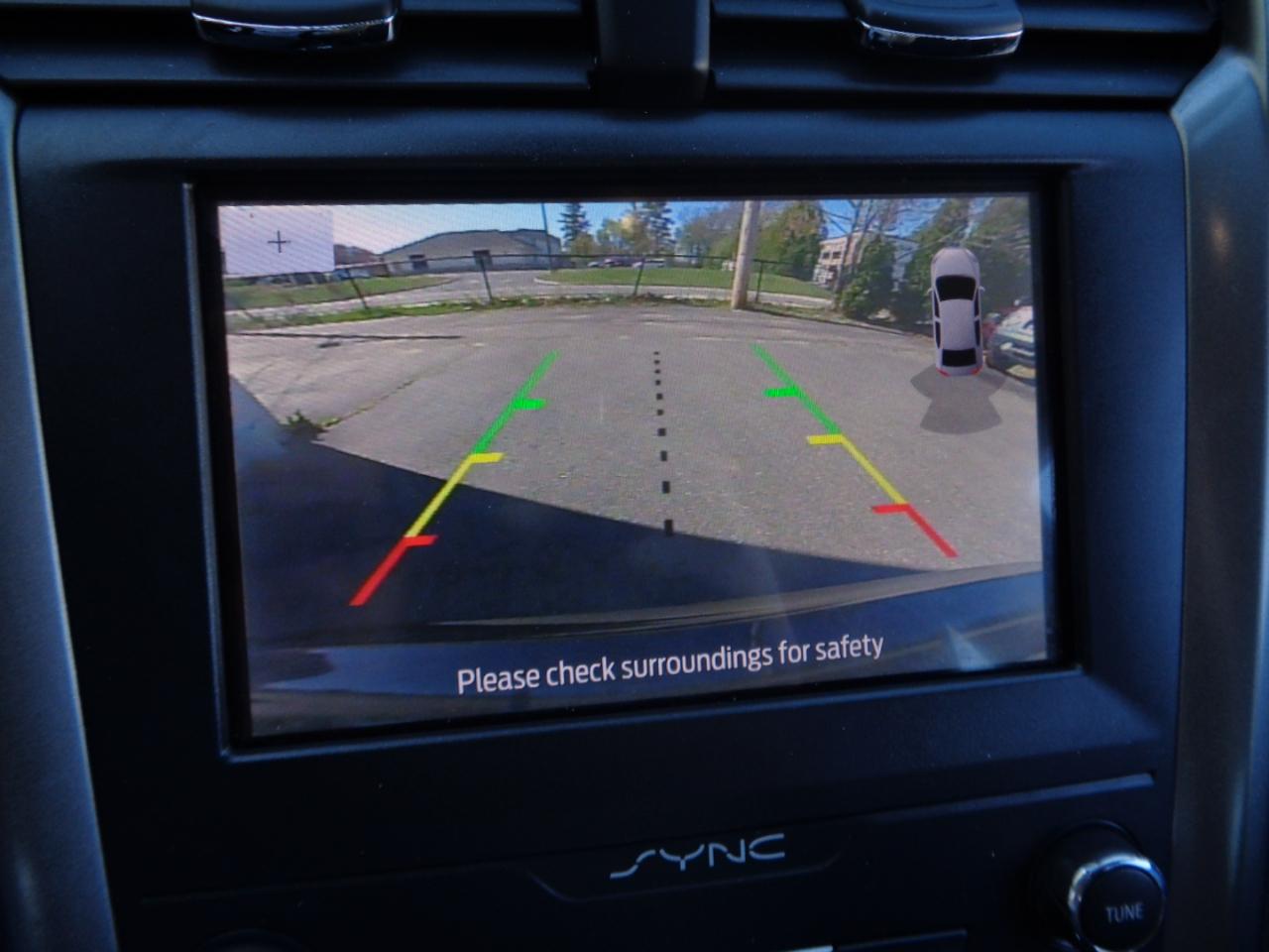 Ford Fusion SE FWD 2020