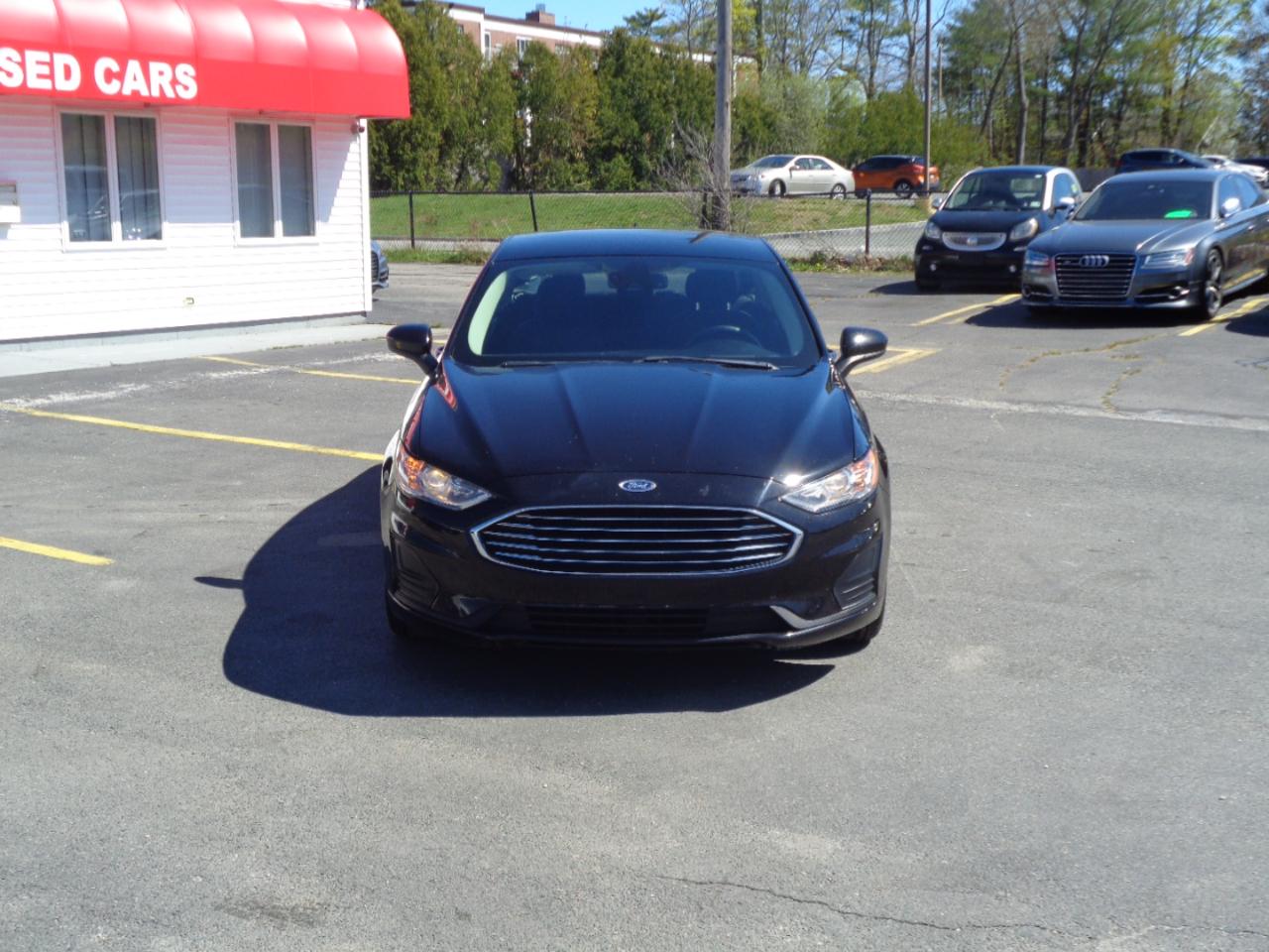 Ford Fusion SE FWD 2020