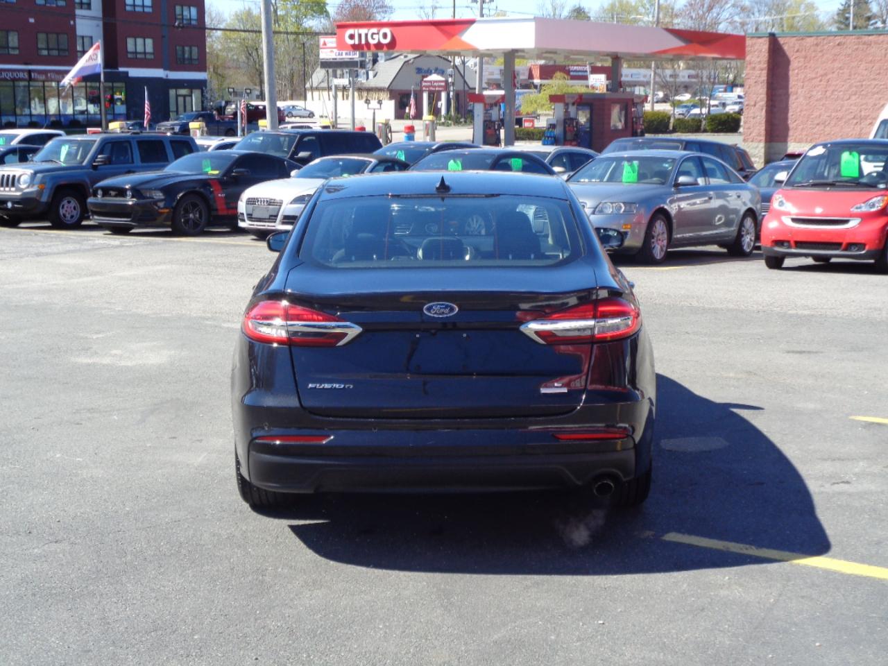 Ford Fusion SE FWD 2020