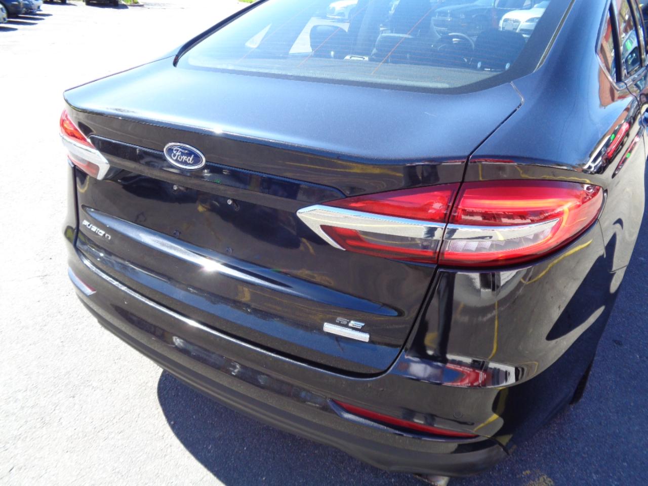 Ford Fusion SE FWD 2020