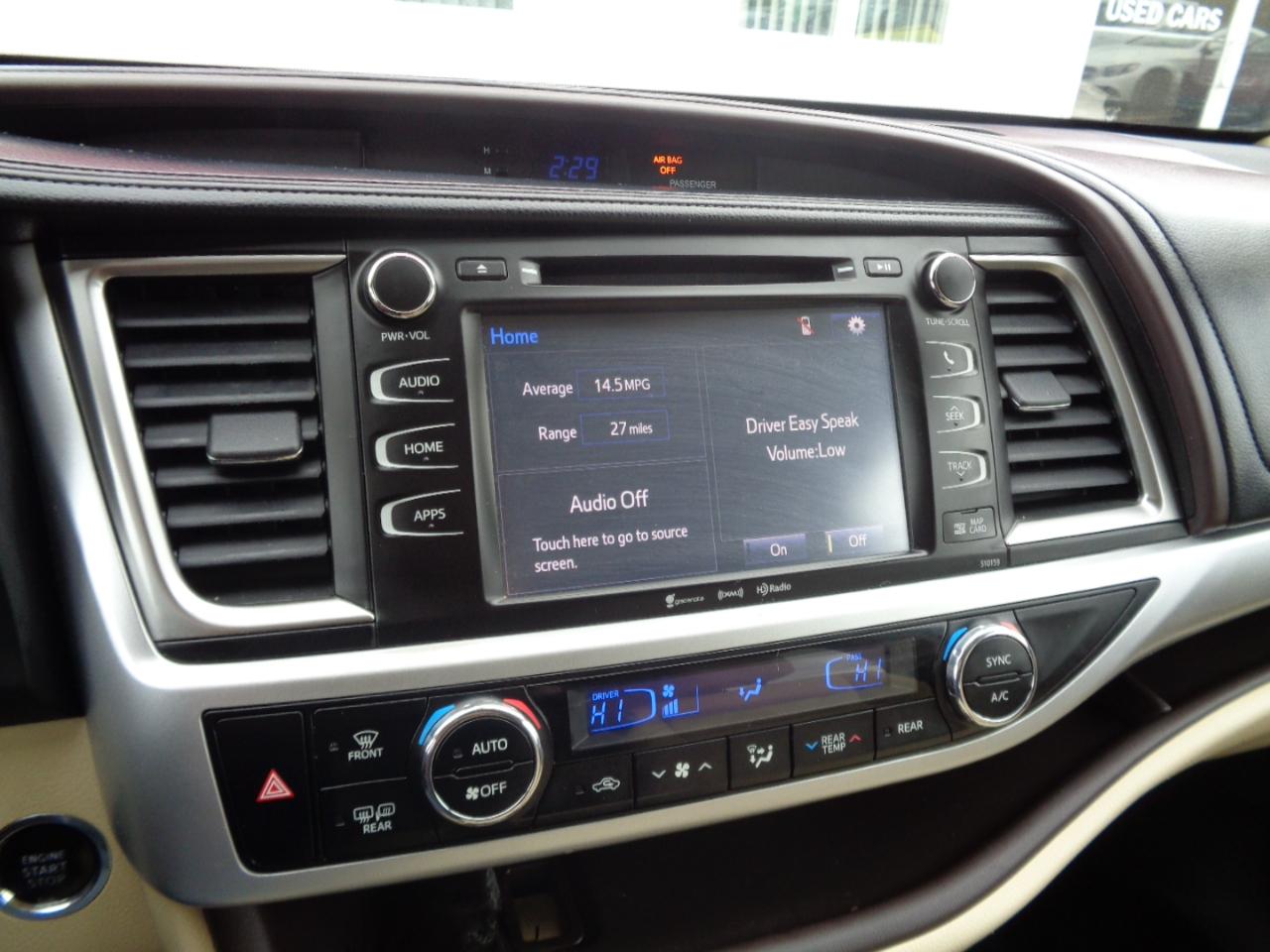 Toyota Highlander AWD 4dr V6 XLE (Natl) 2016