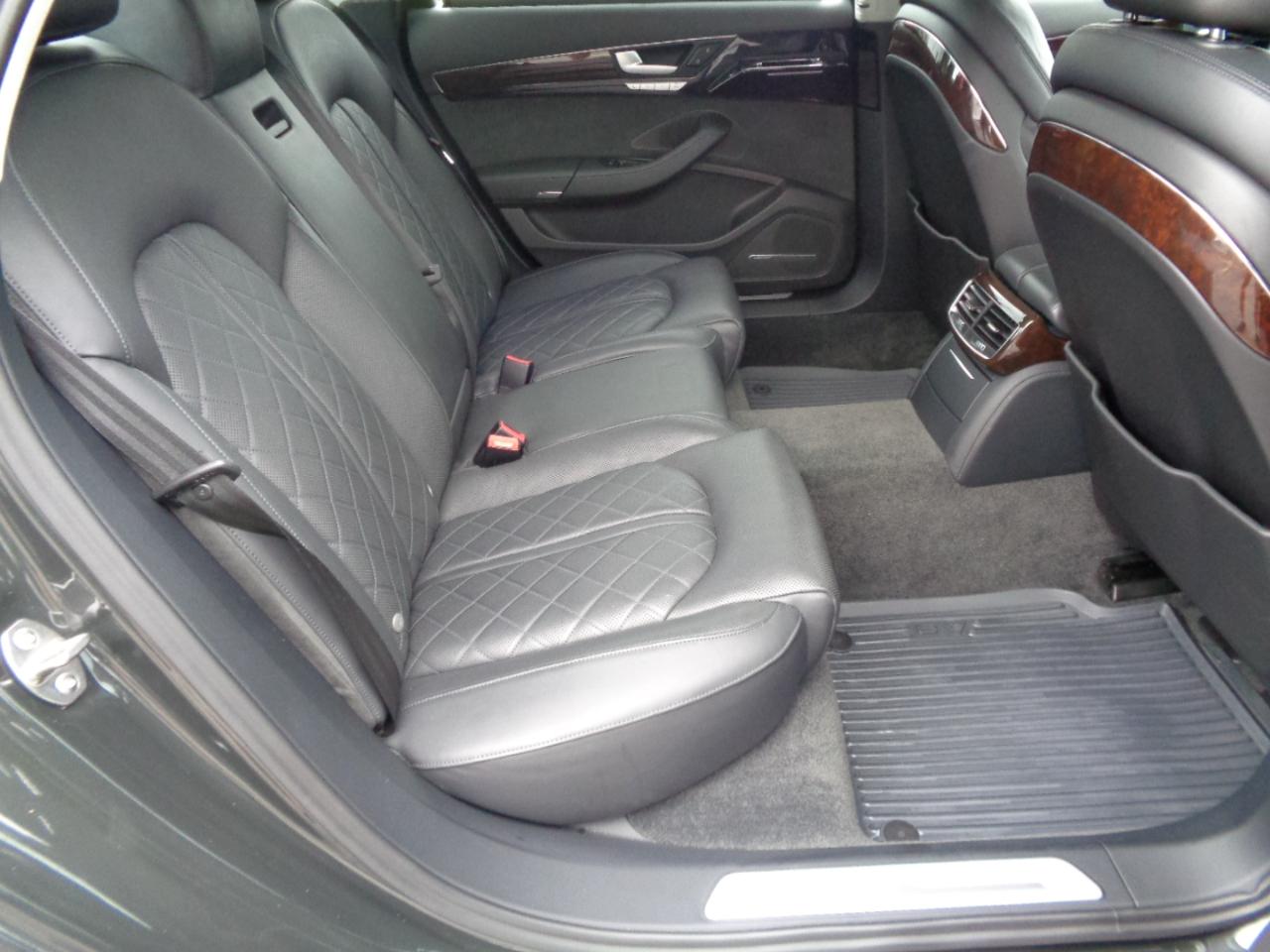 Audi A8 L 4dr Sdn 4.0T Sport 2016