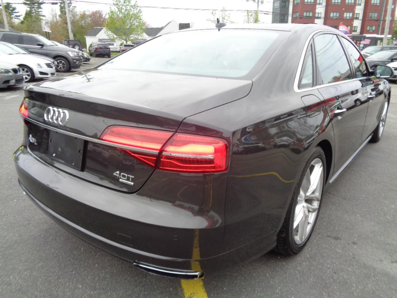 Audi A8 L 4dr Sdn 4.0T Sport 2016
