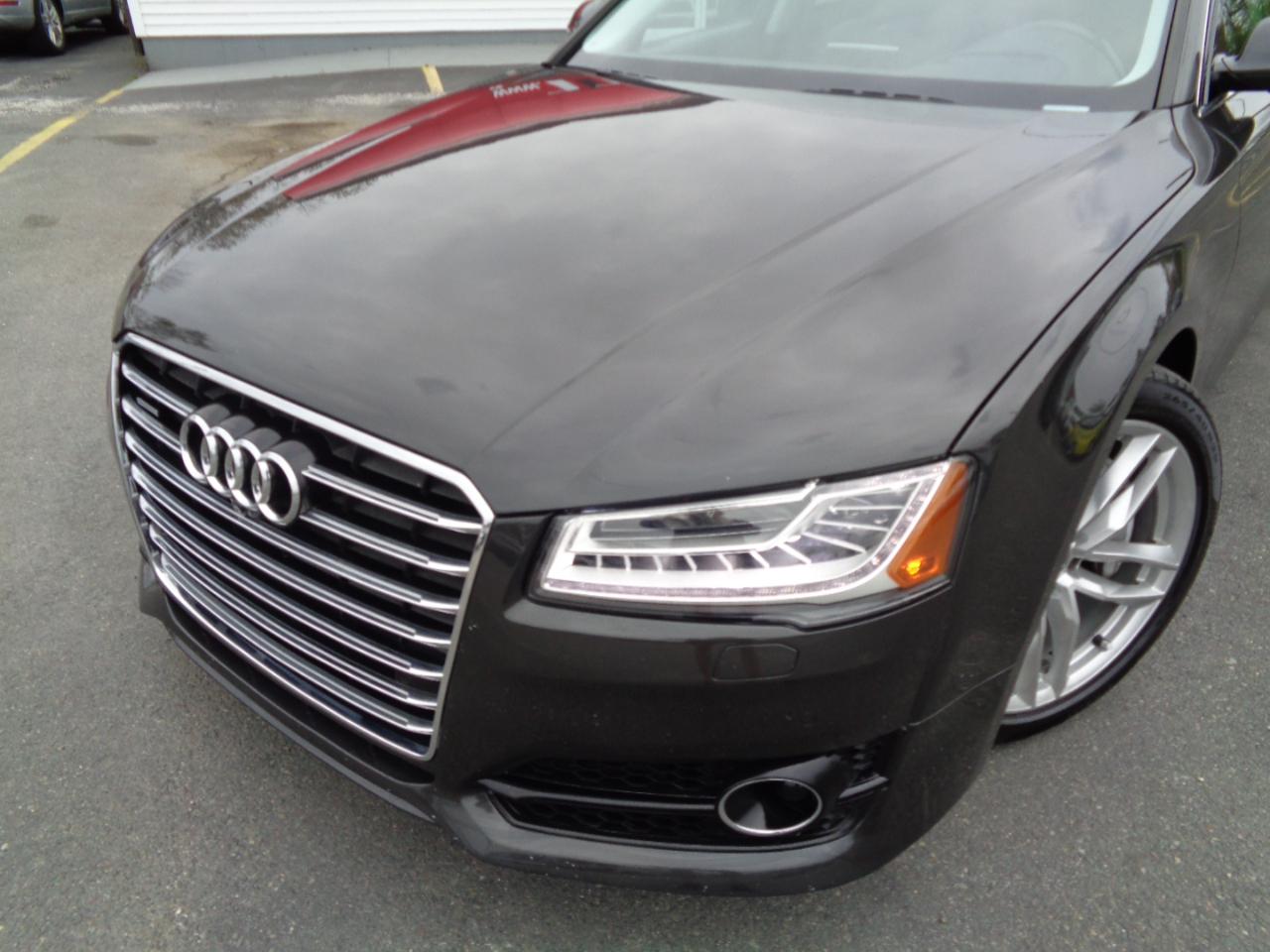 Audi A8 L 4dr Sdn 4.0T Sport 2016