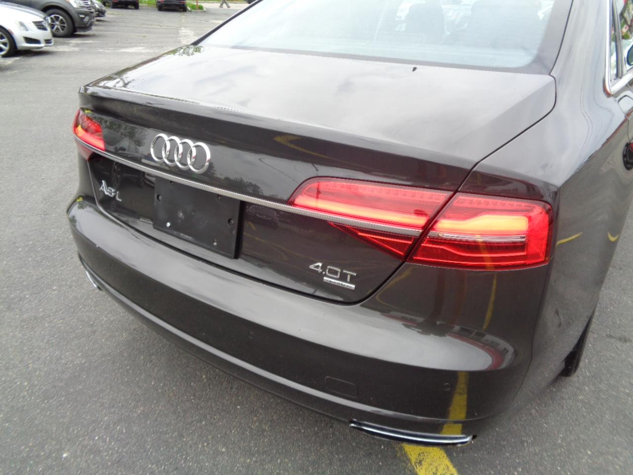 Audi A8 L 4dr Sdn 4.0T Sport 2016