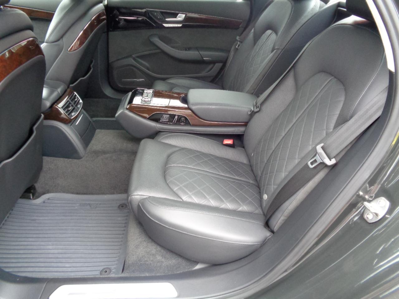Audi A8 L 4dr Sdn 4.0T Sport 2016