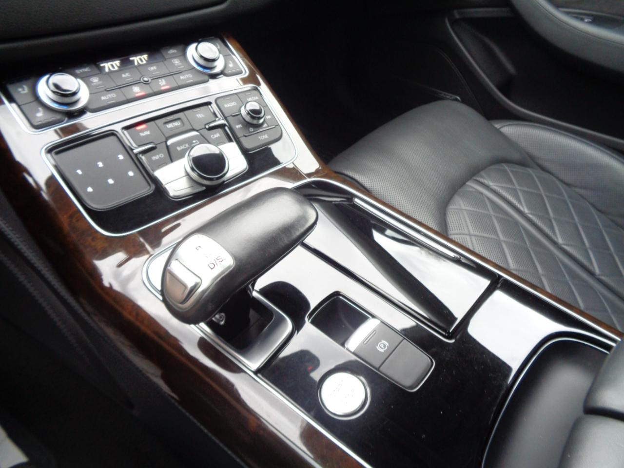 Audi A8 L 4dr Sdn 4.0T Sport 2016
