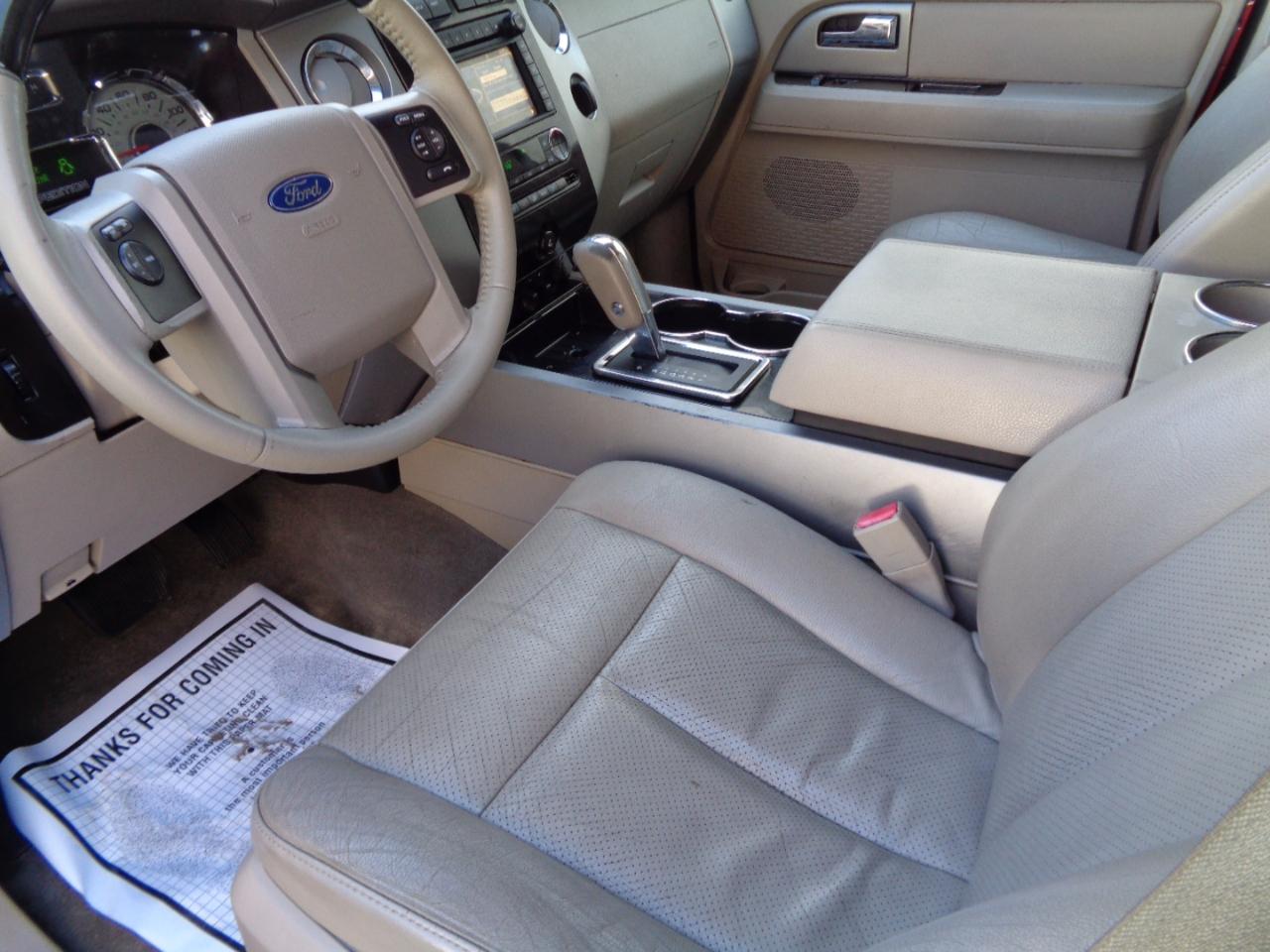Ford Expedition EL 4WD 4dr Limited 2013