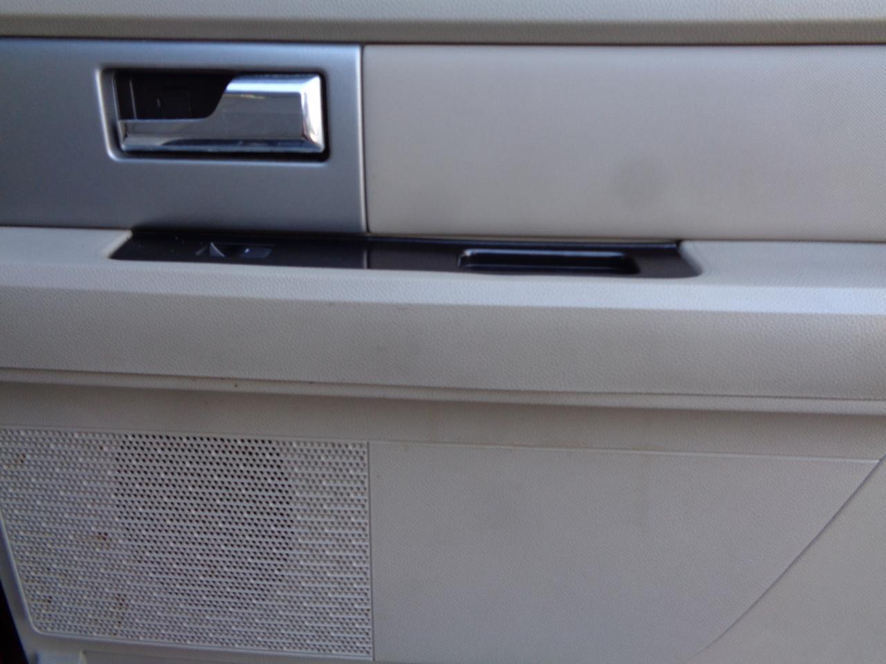Ford Expedition EL 4WD 4dr Limited 2013