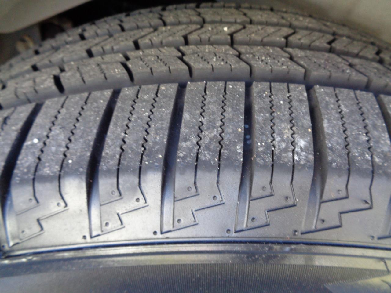 Ford Expedition EL 4WD 4dr Limited 2013