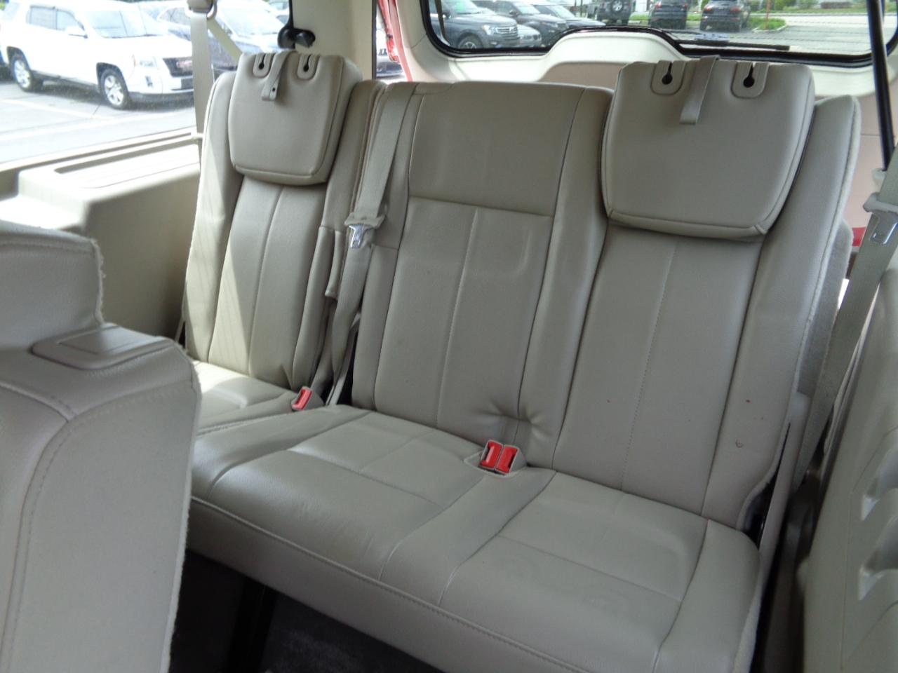 Ford Expedition EL 4WD 4dr Limited 2013