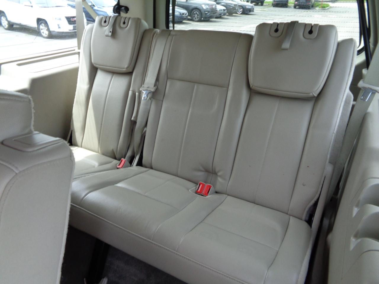 Ford Expedition EL 4WD 4dr Limited 2013