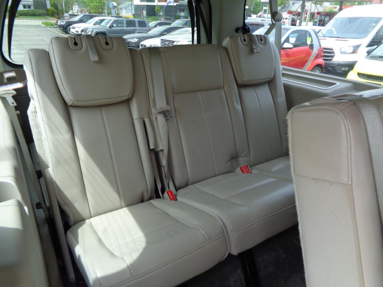 Ford Expedition EL 4WD 4dr Limited 2013