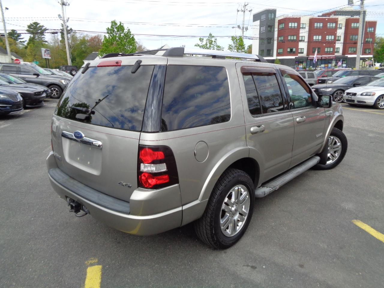 Ford Explorer 4WD 4dr V8 Limited 2008