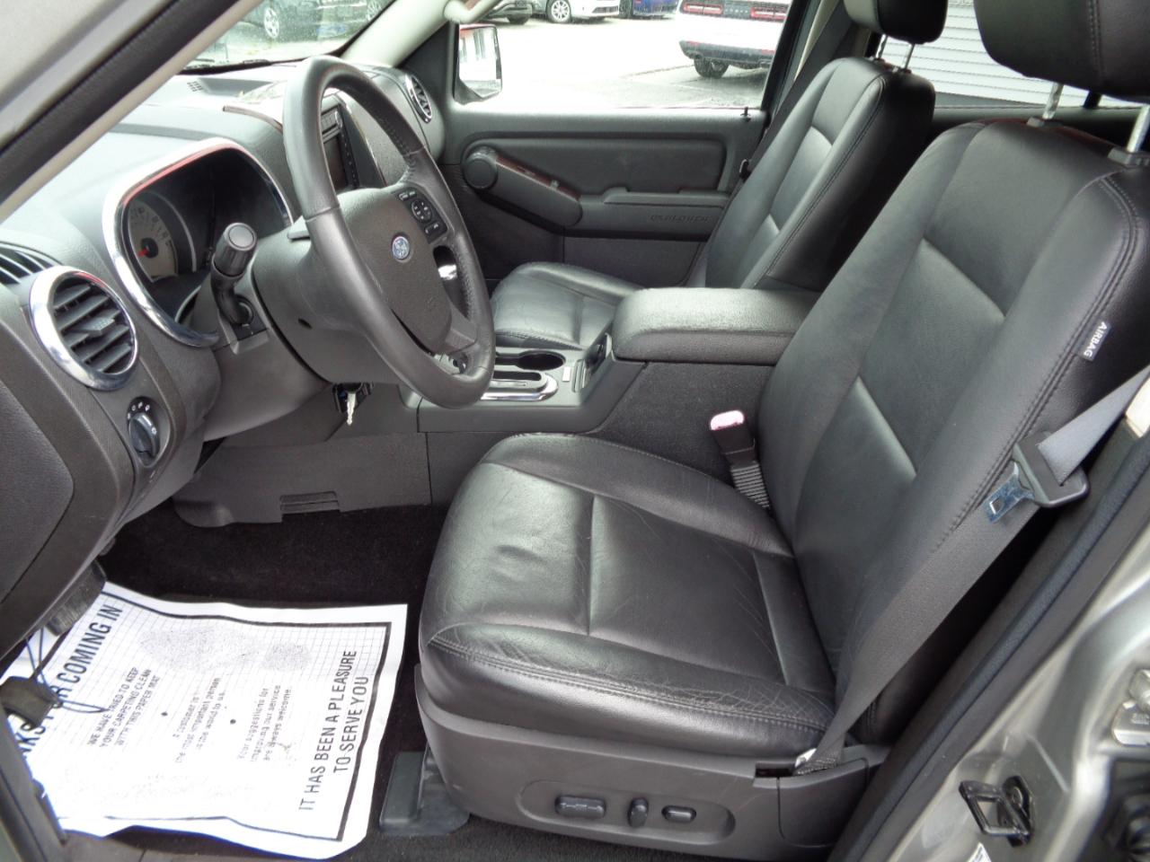 Ford Explorer 4WD 4dr V8 Limited 2008