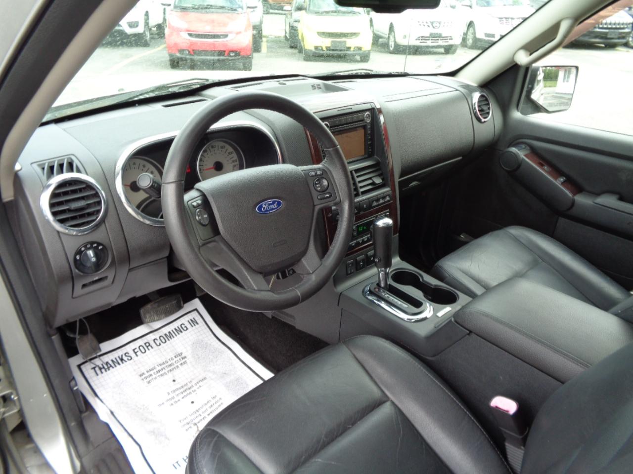 Ford Explorer 4WD 4dr V8 Limited 2008