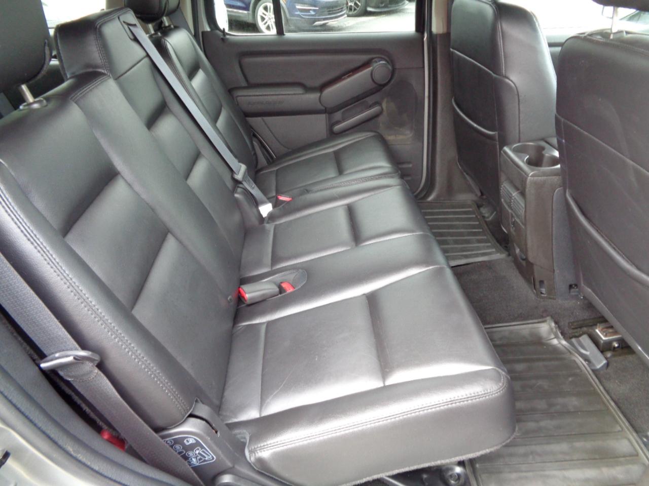 Ford Explorer 4WD 4dr V8 Limited 2008