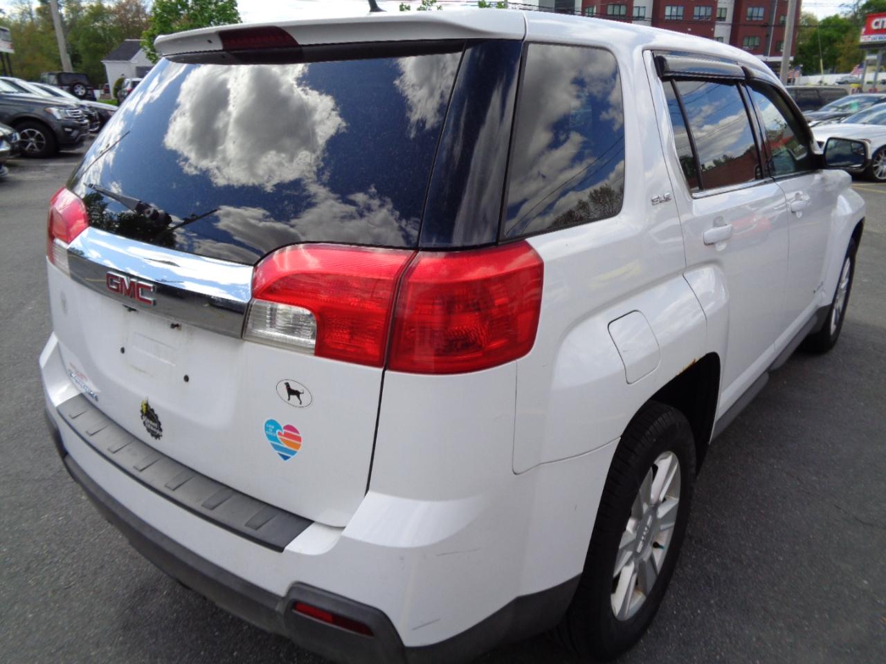 GMC Terrain FWD 4dr SLE-1 2012