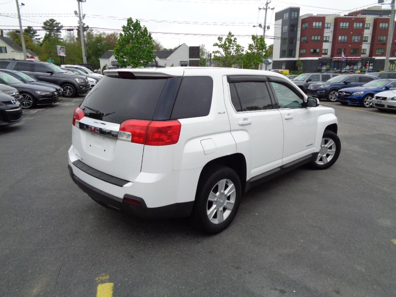 GMC Terrain FWD 4dr SLE-1 2012