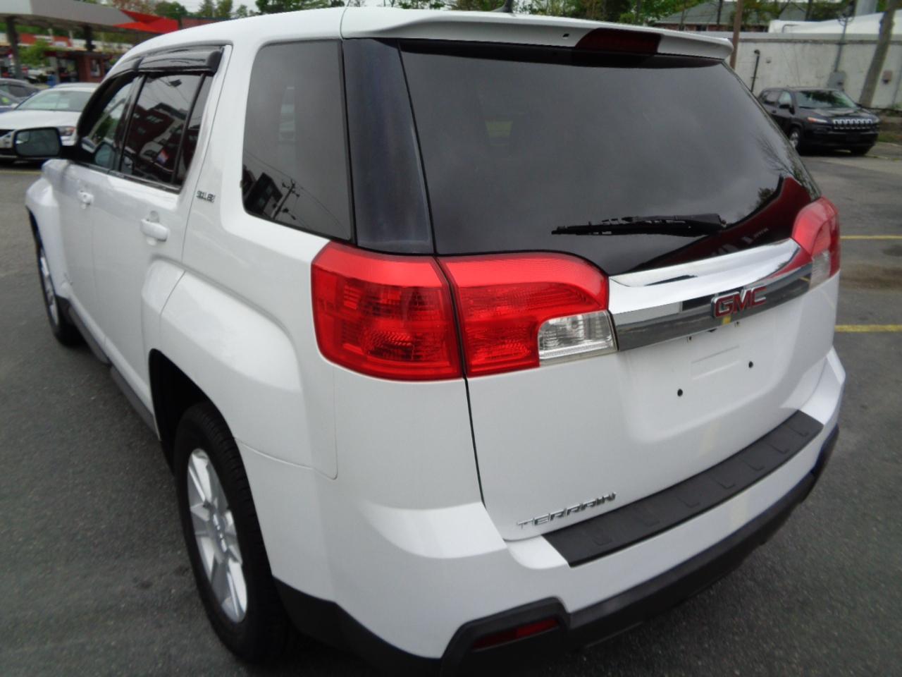 GMC Terrain FWD 4dr SLE-1 2012