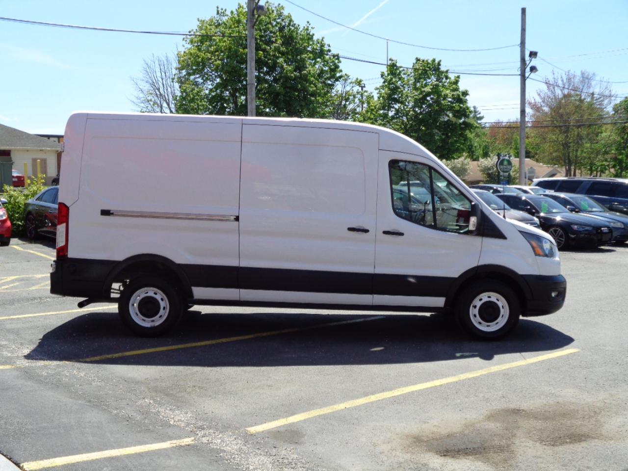 Ford Transit Cargo Van T-150 130" Med Rf 8670 GVWR RWD 2020