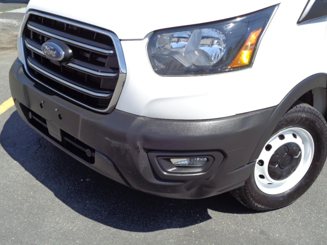 Ford Transit Cargo Van T-150 130" Med Rf 8670 GVWR RWD 2020