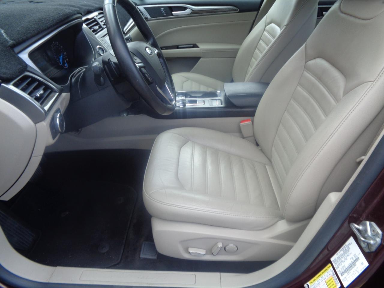 Ford Fusion SE FWD 2017