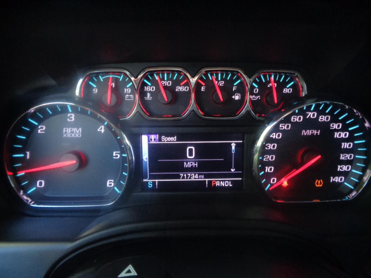 GMC Yukon XL 4WD 4dr SLE 2017