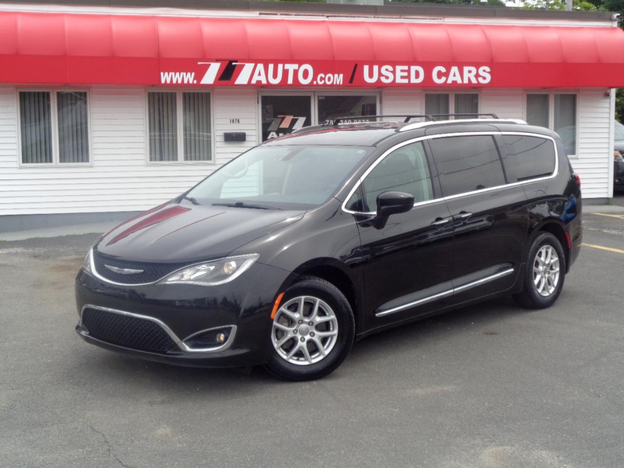 Chrysler Pacifica Touring L FWD 2020