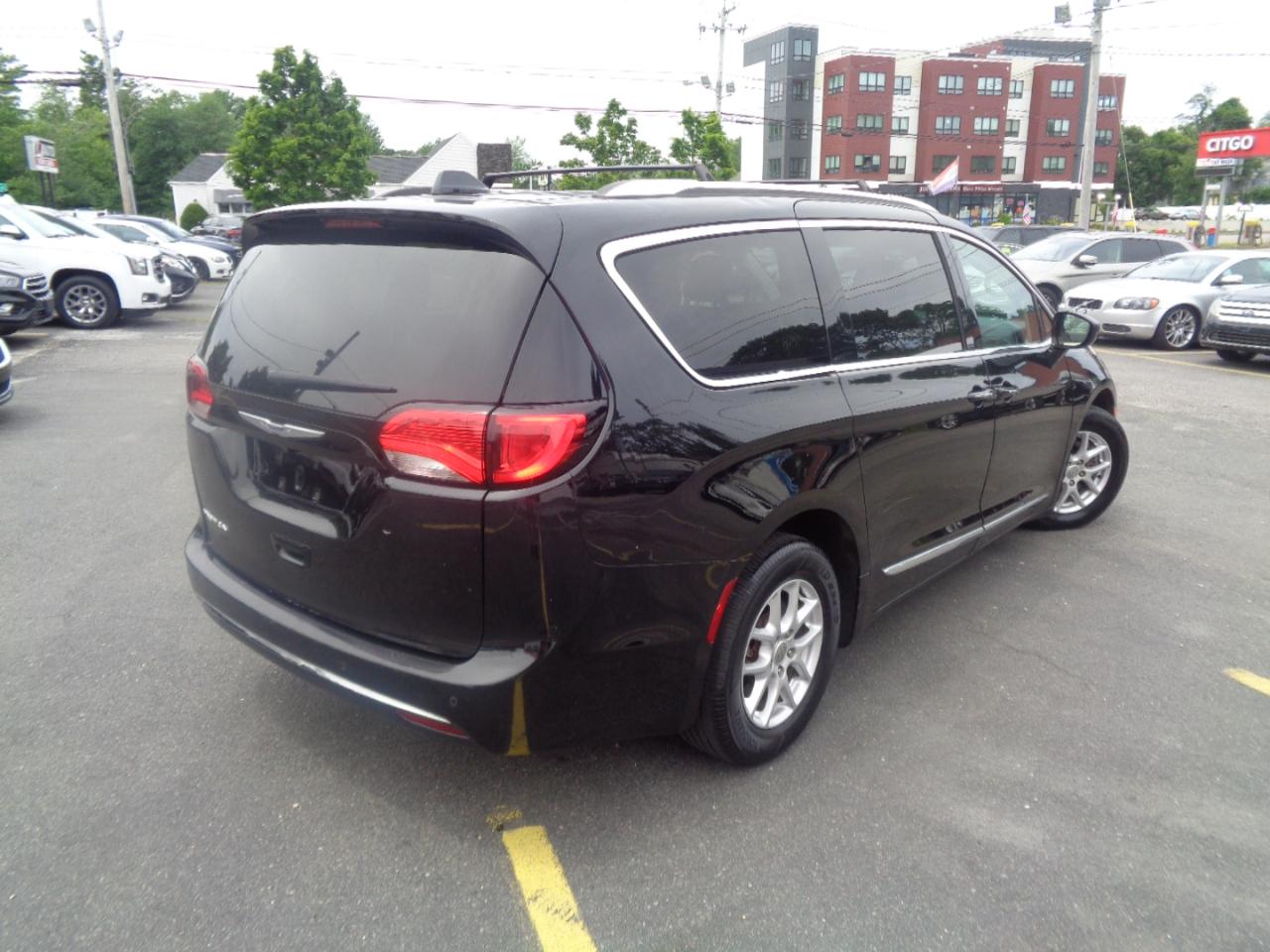 Chrysler Pacifica Touring L FWD 2020