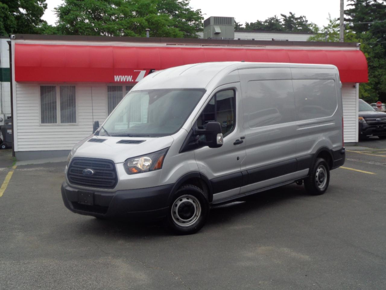 Ford Transit Van T-250 148" Med Rf 9000 GVWR Sliding RH Dr 2018