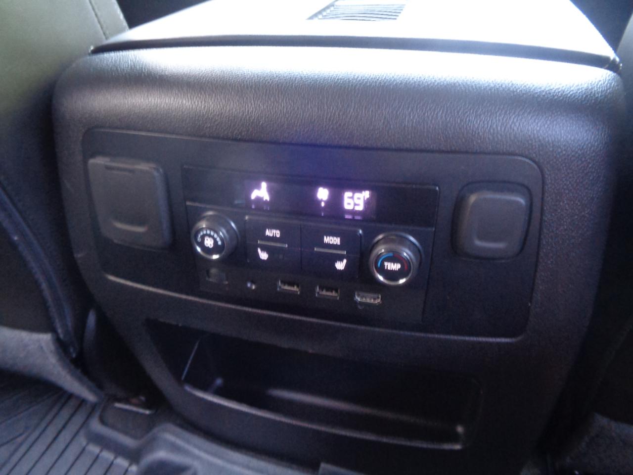 GMC Yukon 4WD 4dr Denali 2018