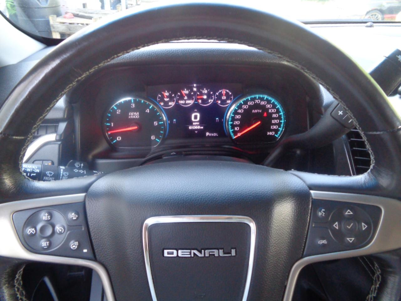 GMC Yukon 4WD 4dr Denali 2018