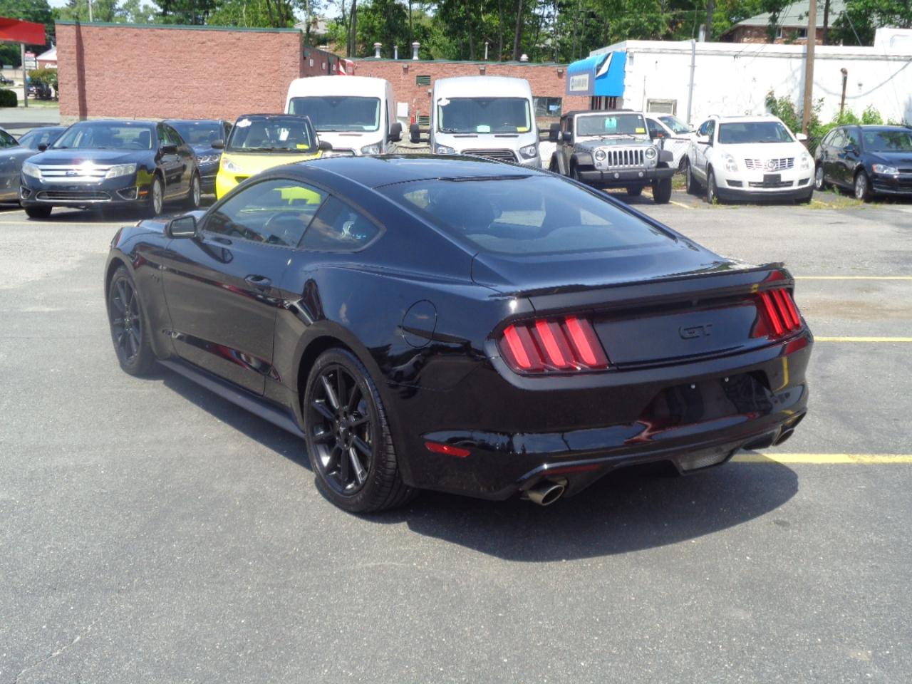 Ford Mustang 2dr Fastback GT 2016