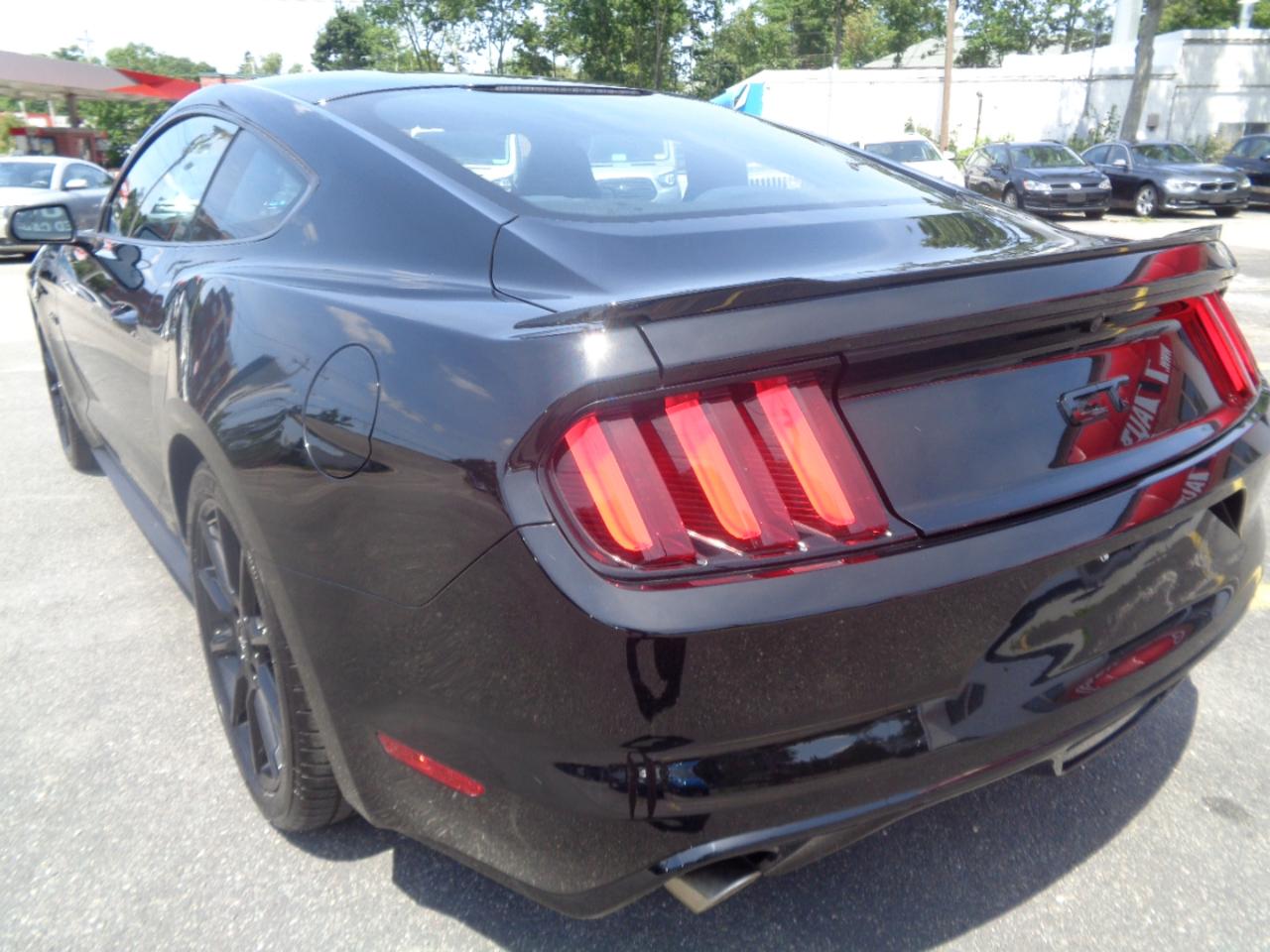 Ford Mustang 2dr Fastback GT 2016