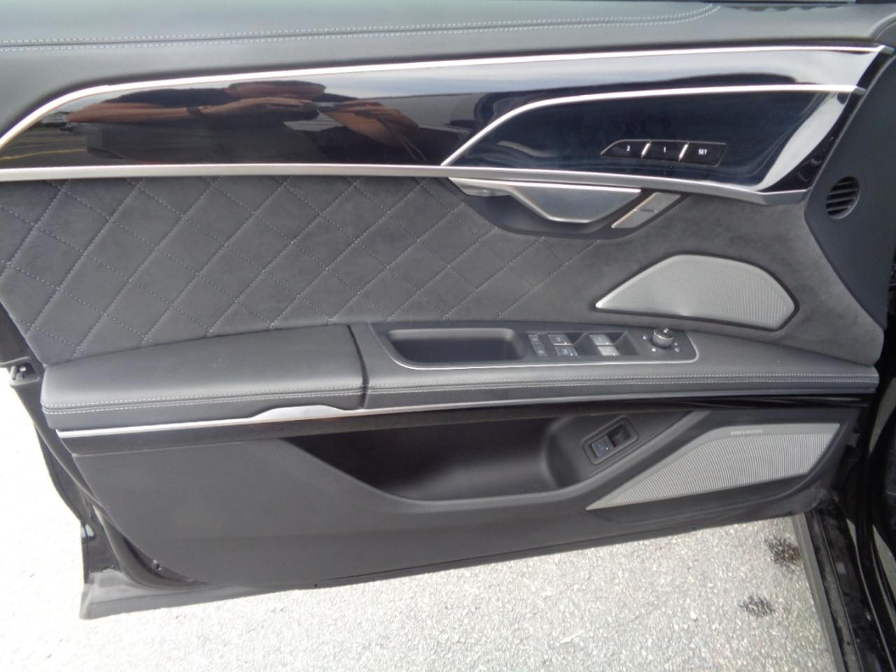 Audi S8 4.0 TFSI 2023