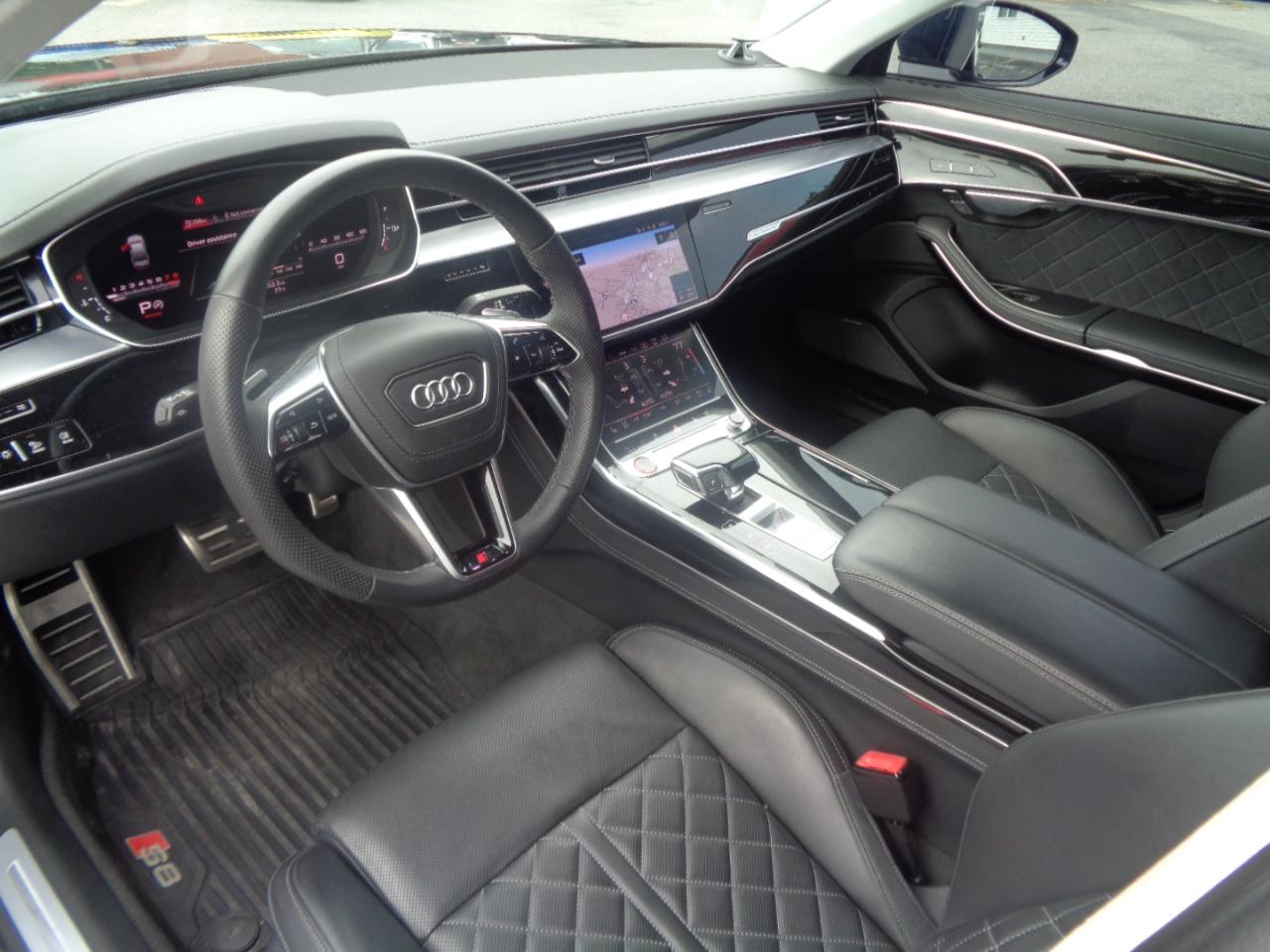 Audi S8 4.0 TFSI 2023