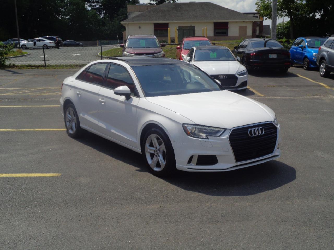 Audi A3 Sedan 2.0 TFSI Tech Premium FWD 2018