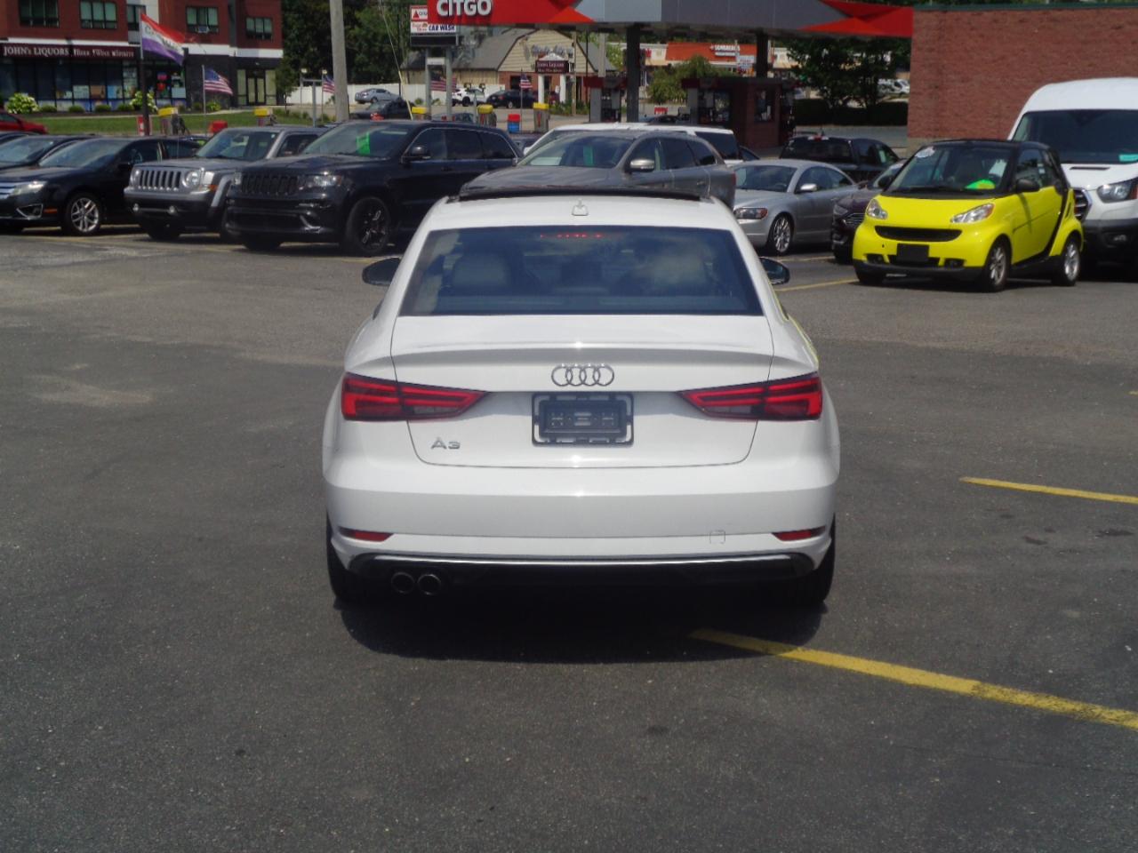 Audi A3 Sedan 2.0 TFSI Tech Premium FWD 2018