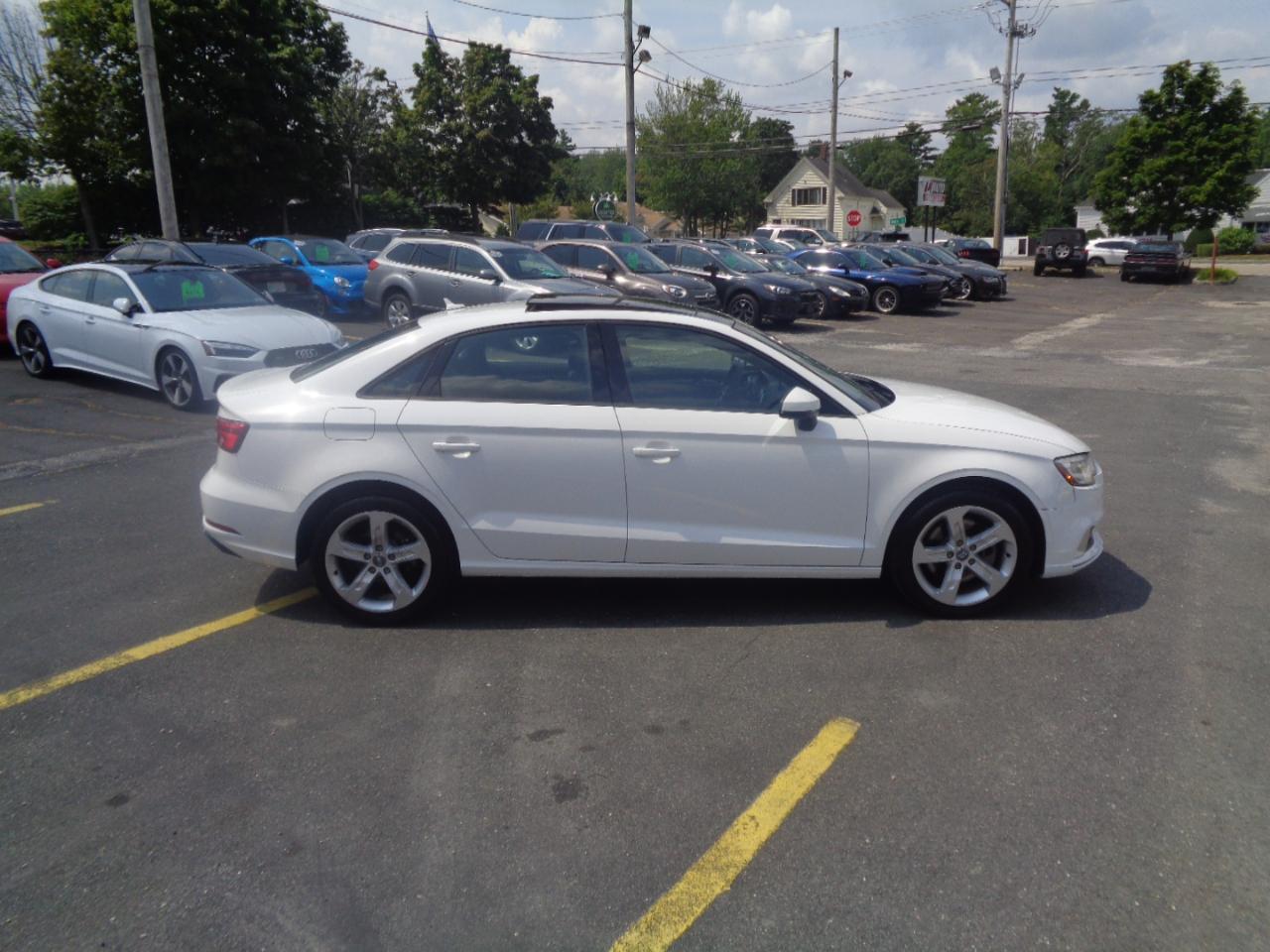 Audi A3 Sedan 2.0 TFSI Tech Premium FWD 2018