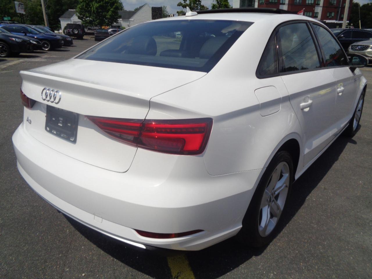 Audi A3 Sedan 2.0 TFSI Tech Premium FWD 2018