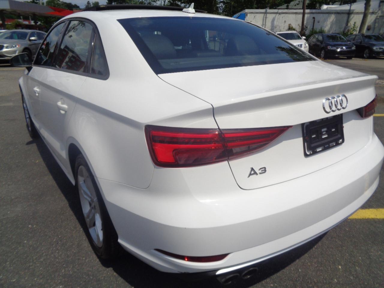 Audi A3 Sedan 2.0 TFSI Tech Premium FWD 2018