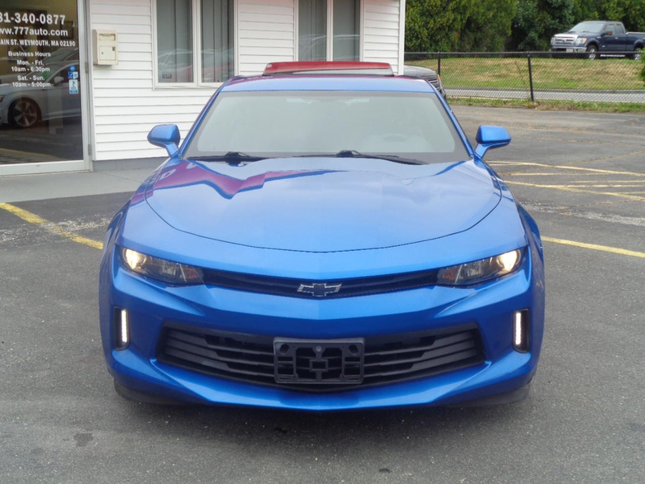Chevrolet Camaro 2dr Cpe 1LT 2017