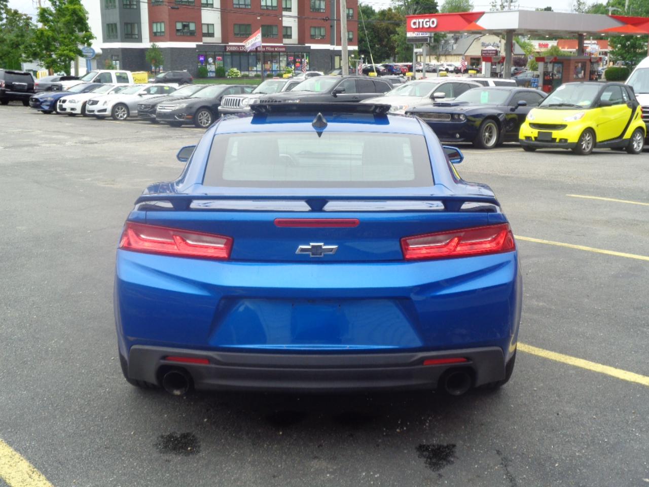 Chevrolet Camaro 2dr Cpe 1LT 2017