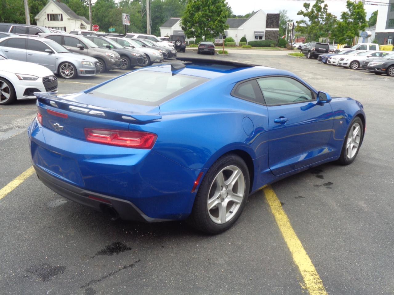Chevrolet Camaro 2dr Cpe 1LT 2017