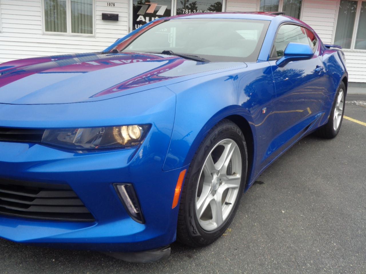 Chevrolet Camaro 2dr Cpe 1LT 2017