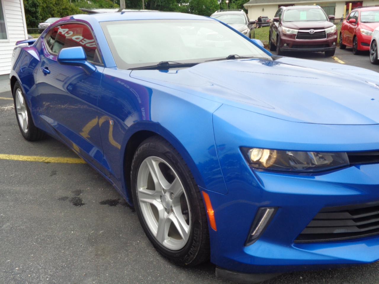 Chevrolet Camaro 2dr Cpe 1LT 2017
