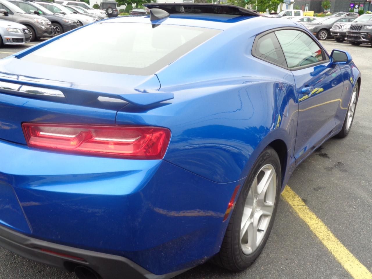 Chevrolet Camaro 2dr Cpe 1LT 2017