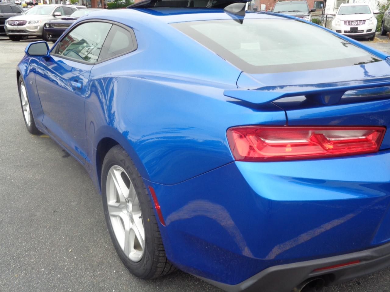 Chevrolet Camaro 2dr Cpe 1LT 2017